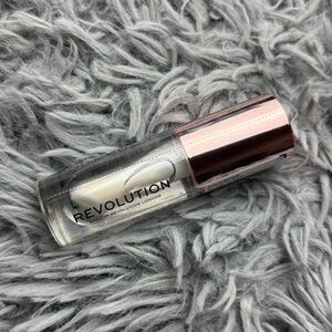 Revolution beauty Pout Bomb Plumping lipgloss